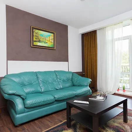 Leningradskaya 1a Apt Апартаменти Мінськ